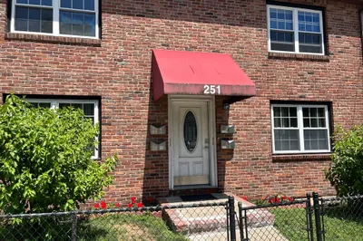 251 Faneuil St #3 1