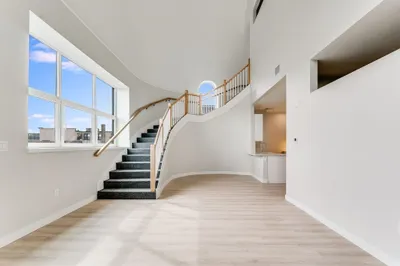 163 Chestnut St #C305