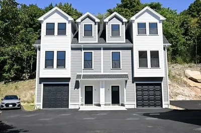 339 Quarry St #4 1
