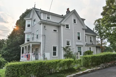 52 Shawmut Ave 1