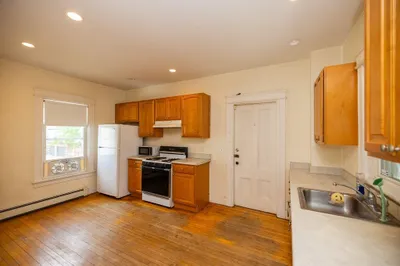 84 Walker Street #2