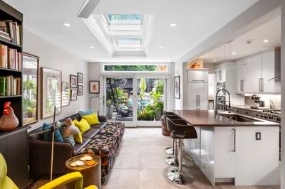 34 Beacon St #1