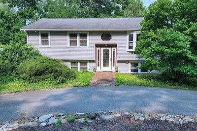 4 Amherst St 1