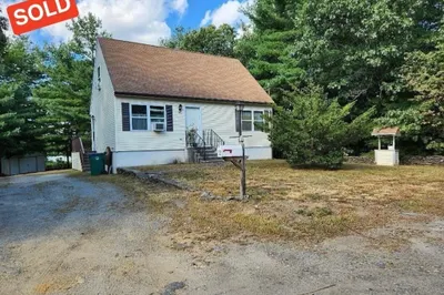 32 Saint Peter St