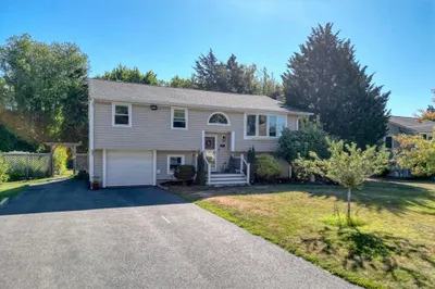 22 Marshview Dr 1