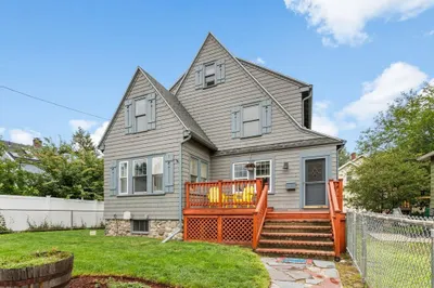 12 Baincroft Rd 1