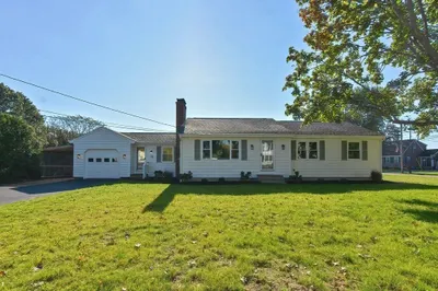 148 Marnoch Dr 1