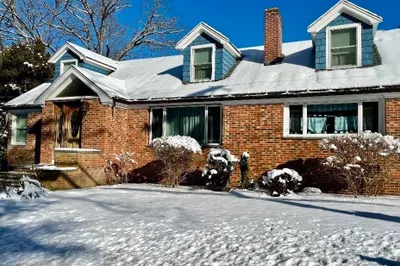17 Summer St 1