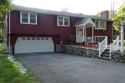 44 Foxhill Road 1