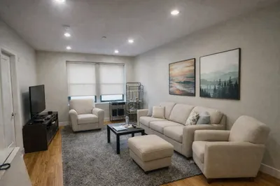 719 Boylston Street #202