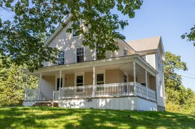 100 W Main St