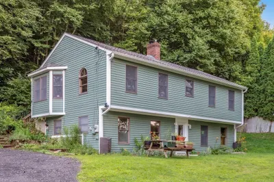 116 Wales Rd