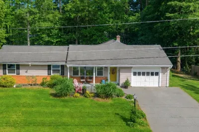 157 Nicholas Rd