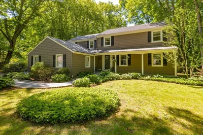 27 Tallwood Dr 1