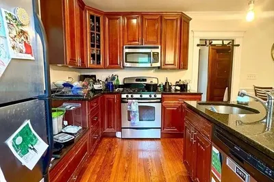 11 Henshaw St #1