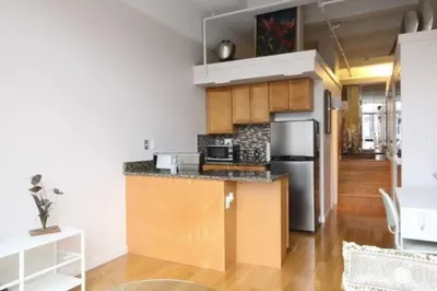 12 Stoneholm St #314