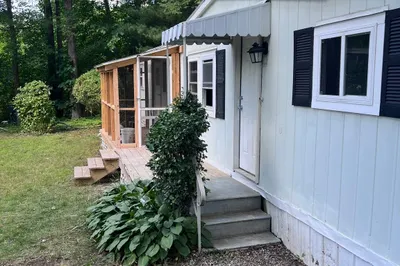 1032 N. Main St #5 1