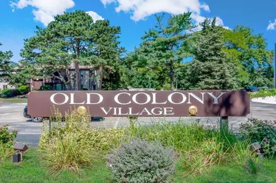 42 Old Colony Way #23