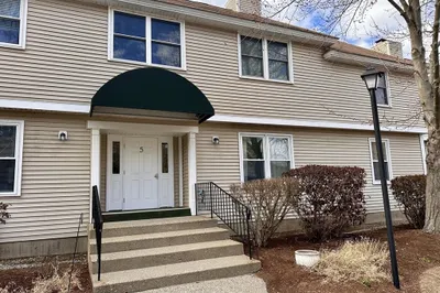 425 Main St #5B