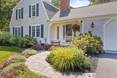 33 Sea Meadow Dr 1