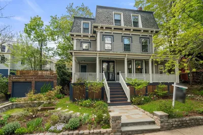 14 Gordon St 1