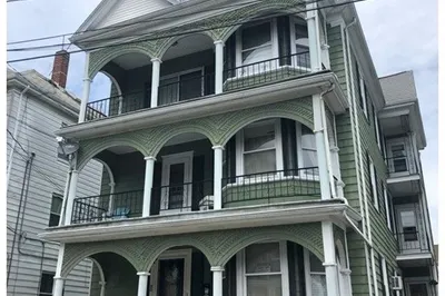 33 Sidney Street #3 1