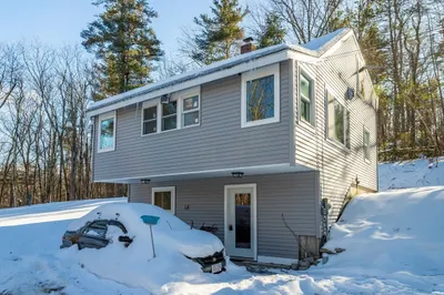 137 Deer Bay Rd 1