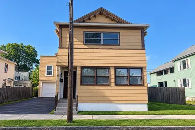 30 Fremont St 1