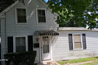 85 Rear Mill St