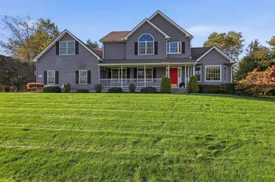 7 Holly Cir 1