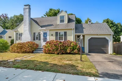 35 Deerfield St