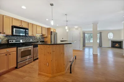 10 Westchester Drive #10