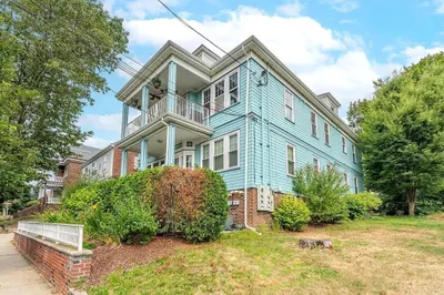 7 Nichols St #1 1
