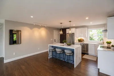 82 Webb St #2L 1