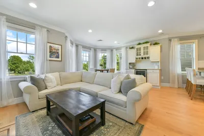 29 M St #3