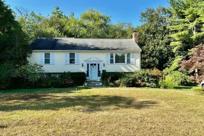 17 Hillside Drive