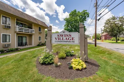 82 South Maple St #12 1