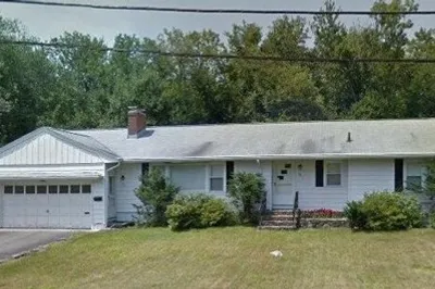 62 Crescent 1