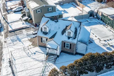 282 Squire Rd