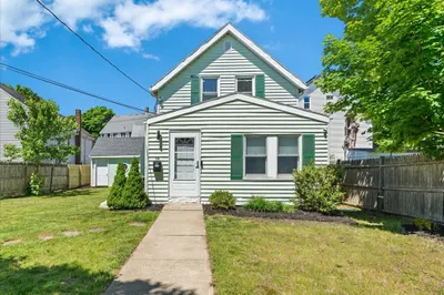 56 Congress Place 1