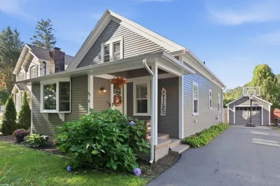 53 James St 1