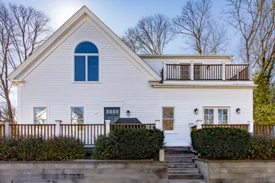 19 East Bay Rd 1