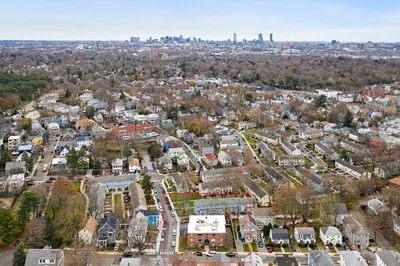 71 Oxford Ave #3