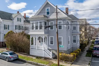 143 Washington St 1