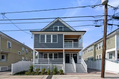 54 Governor Winthrop Rd #54