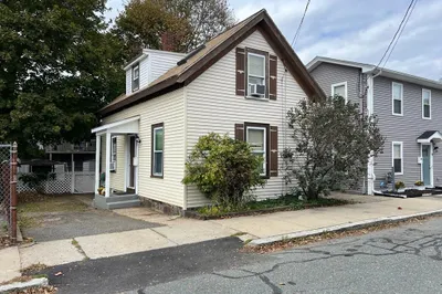 70 Chase St