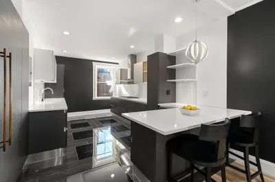 26 John St #3