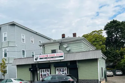 728 Main St