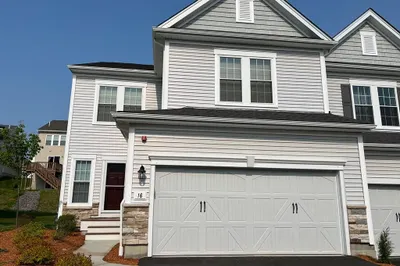 16 Poplar Ln #16 1