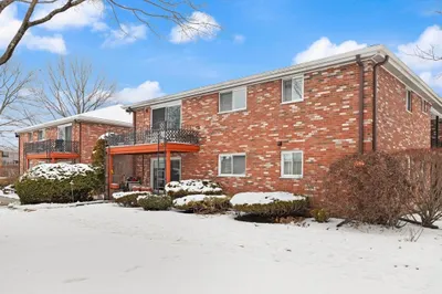 28 Fountain Ln #2